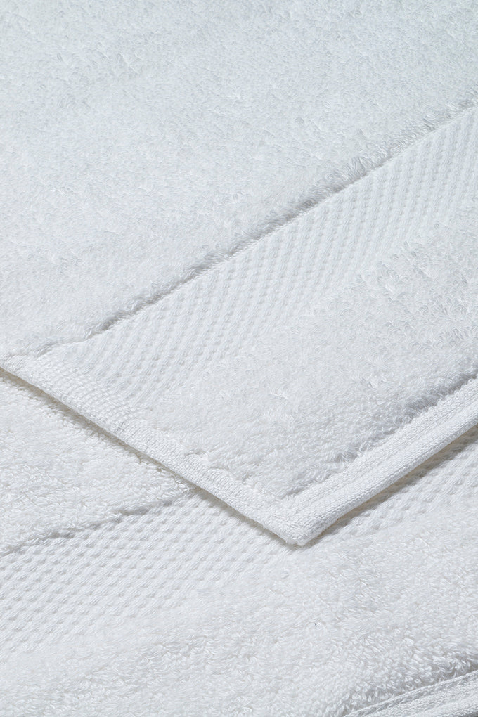 HAND TOWEL CLOSE UP