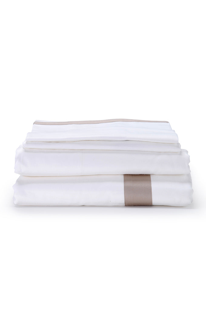 White with Taupe Single Band Organic Cotton Sateen Weave Bedding Set COTTSBURY