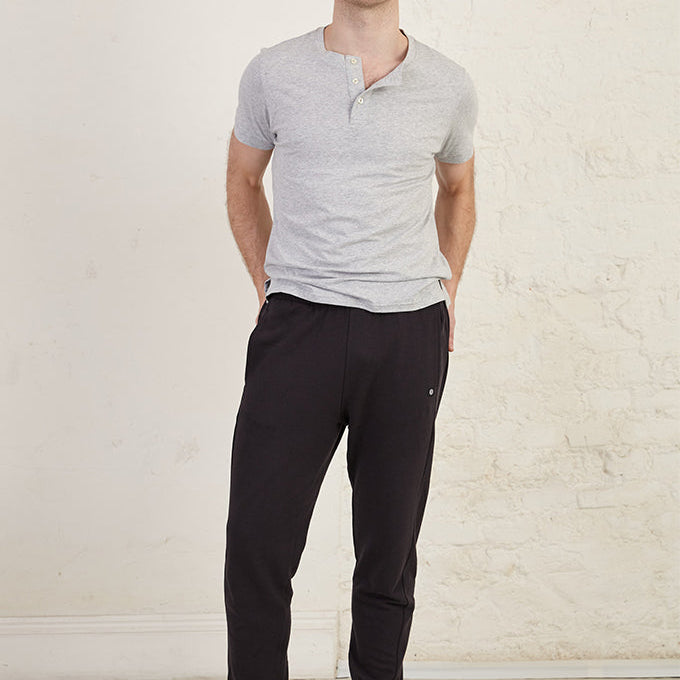 Relaxed Fit Joggers for Men: Combining Style, Comfort, and Sustainability