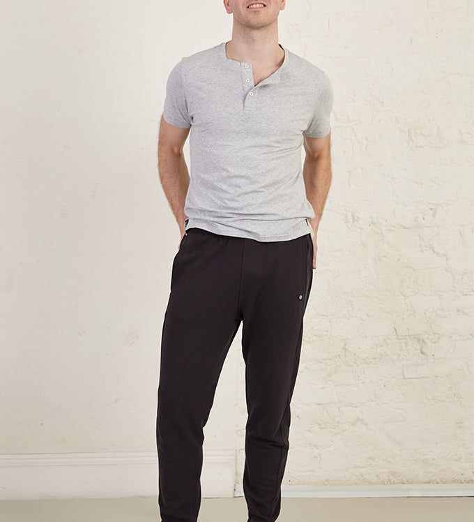Relaxed Fit Joggers for Men: Combining Style, Comfort, and Sustainability