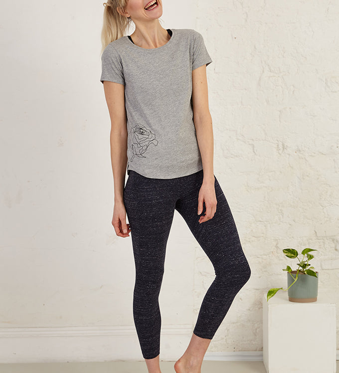 Blue Yoga Tights: Adding Color to Your Workout Wardrobe