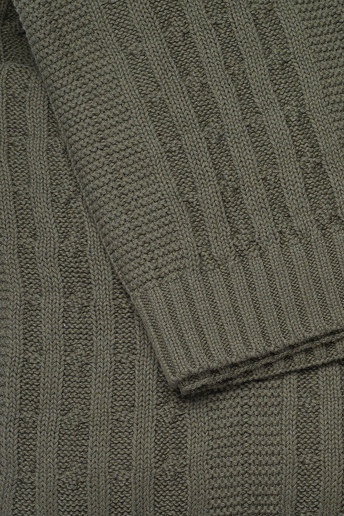 MILITARY GREEN CABLE KNIT THROW