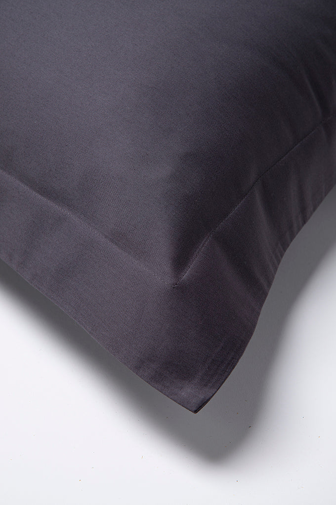 OXFORD WHITE PILLOW CASE CLOSE-UP COTTSBURY