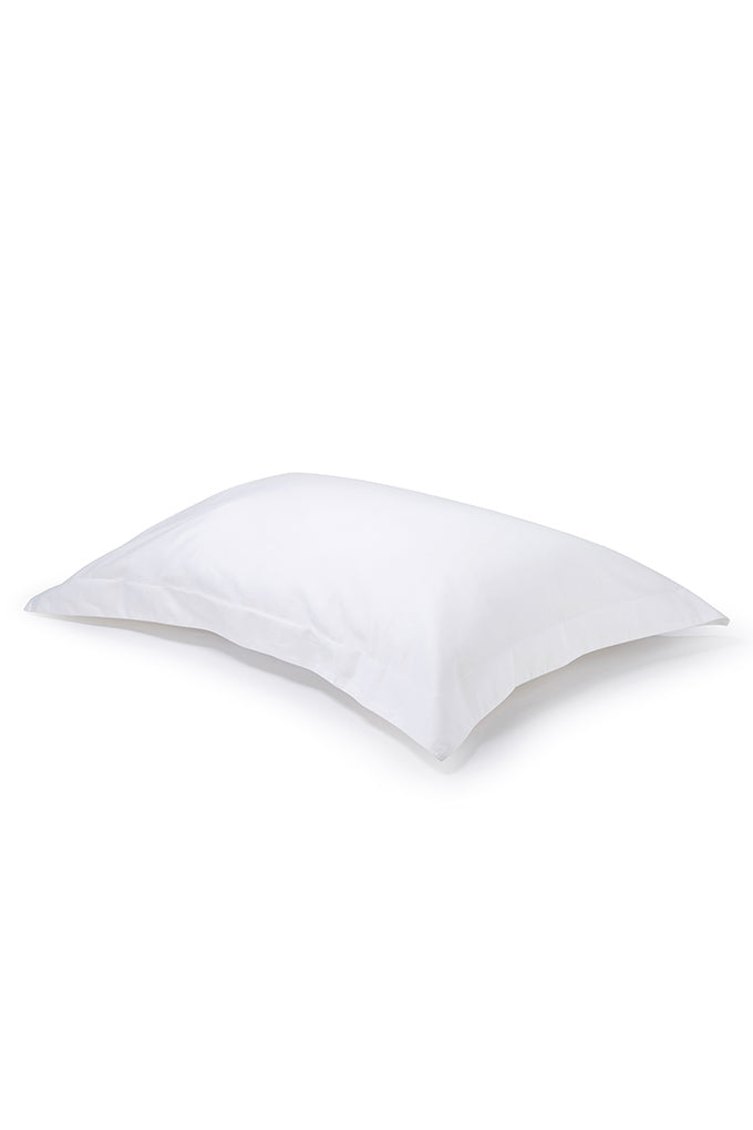 Pair of White Oxford Organic Cotton Sateen Weave Pillowcases COTTSBURY