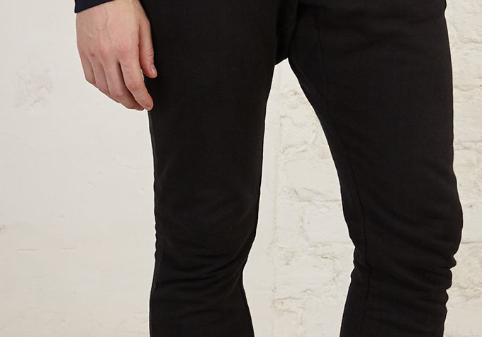 black-go-to-sweatpants-lifestyle-cottsbury.jpg