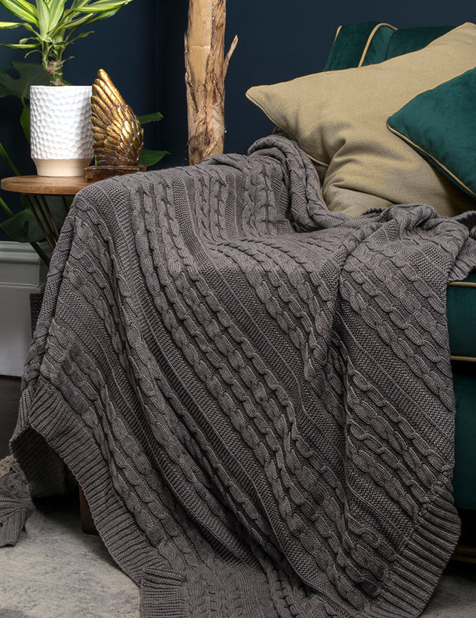 Carbon Organic Cotton Cable Knit Throw