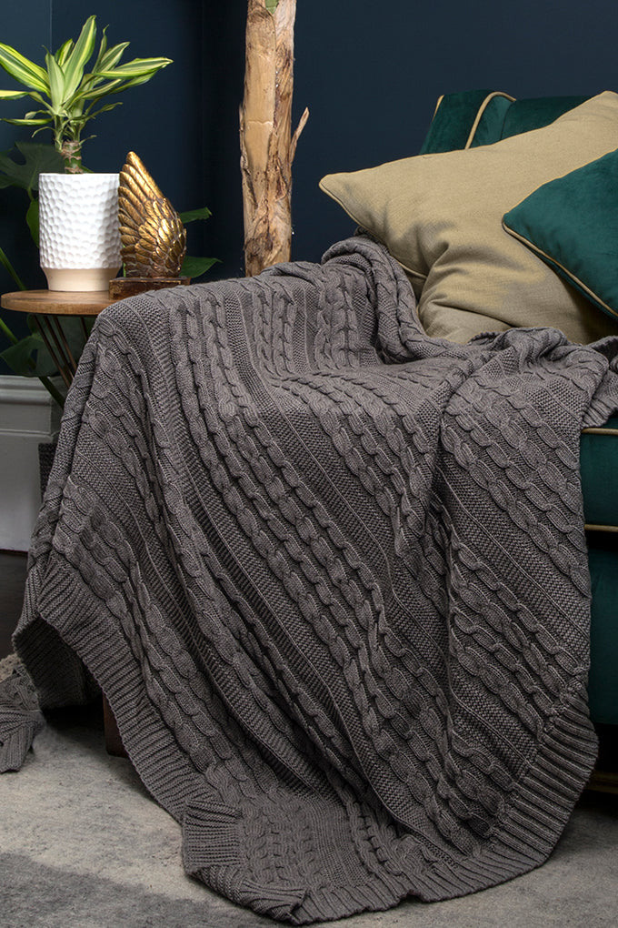 Carbon Organic Cotton Cable Knit Throw
