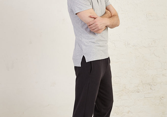 grey-henley-t-shirt-lifestyle-cottsbury.jpg