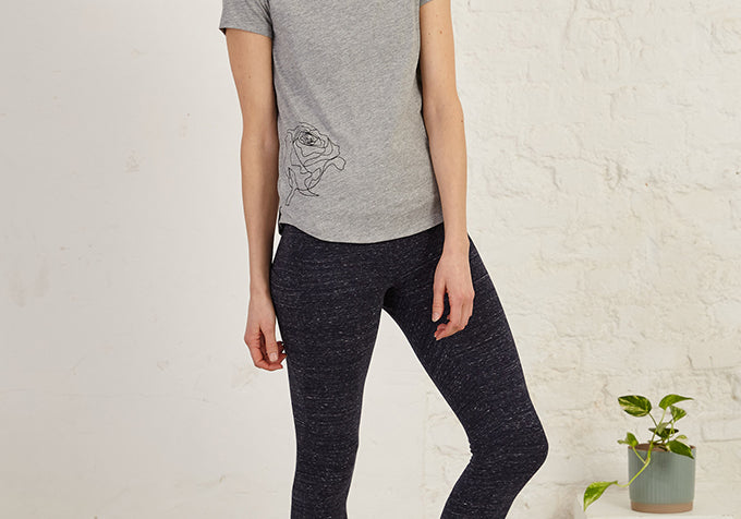 navy-snow-yoga-tights-1-cottsbury.jpg