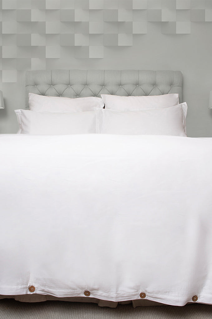 White Classic Organic Cotton Sateen Weave Bedding Set