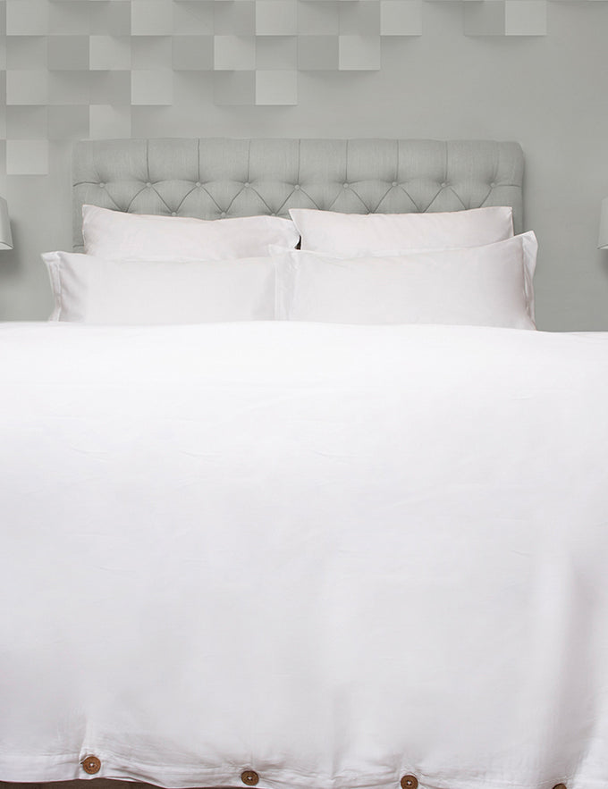 White Classic Organic Cotton Sateen Weave Bedding Set
