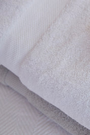 White Luxury Organic Cotton Bath Towel