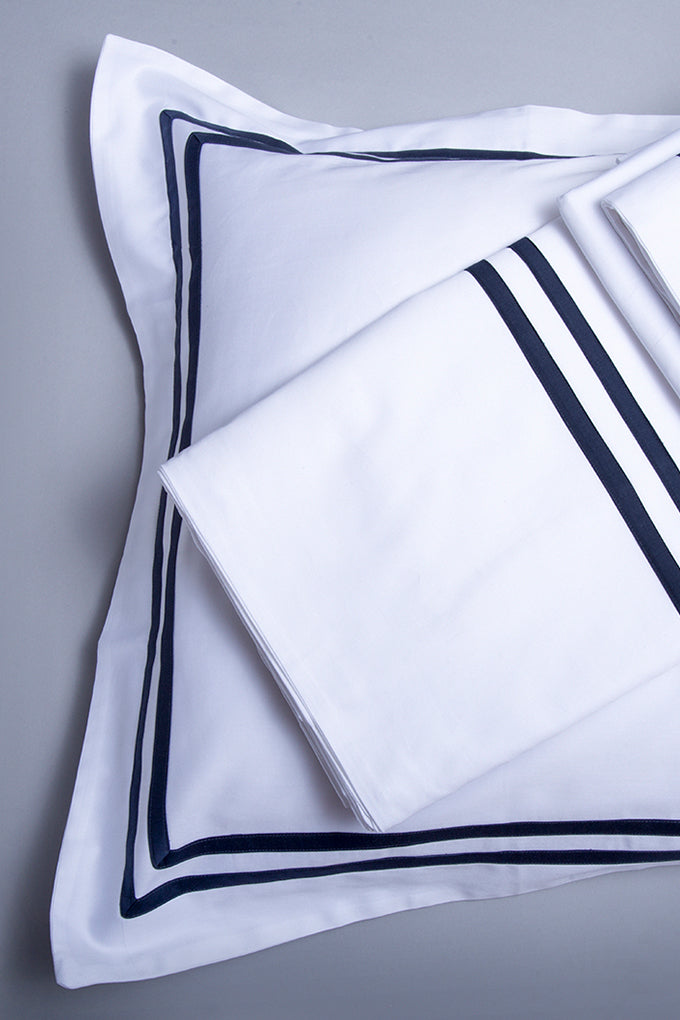 White with Navy Twin Band Organic Cotton Sateen Weave Bedding Set